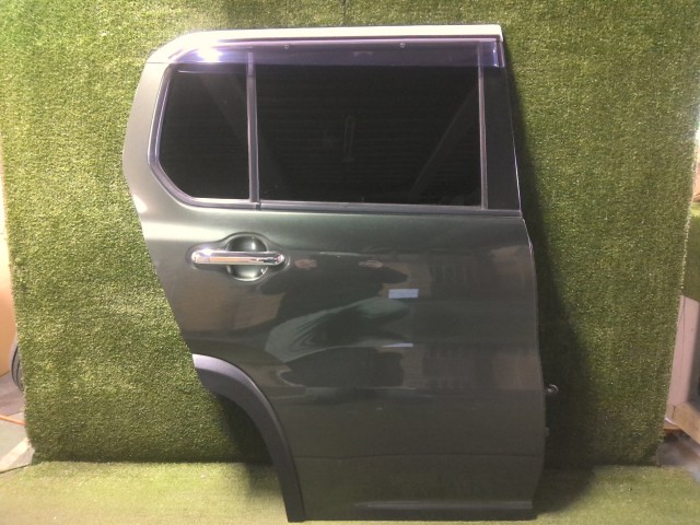【中古】中古部品 ハスラー MR41S 右ﾘｱﾄﾞｱ 【3260460000-260317000213300】