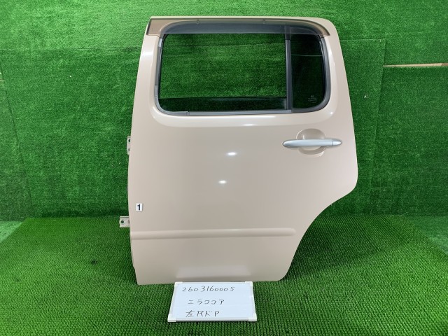 【中古】中古部品 ミラココア L675S 左ﾘｱﾄﾞｱ 【3330991000-260316000513400】