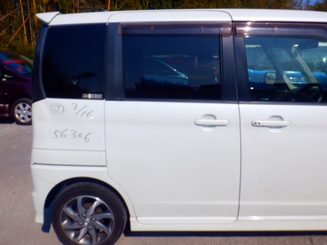 【中古】中古部品 ルークス ML21S 右ﾘｱﾄﾞｱ 【3340140100-000026039413300】 12,269円