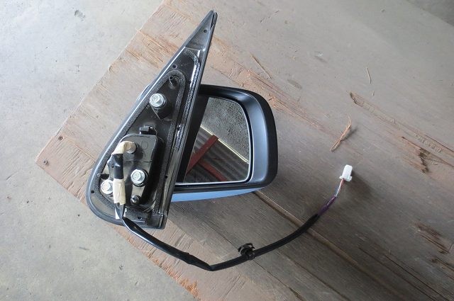 【中古】中古部品 ミラココア L675S 右ｻｲﾄﾞﾐﾗｰ 【3340180100-260323000113500】