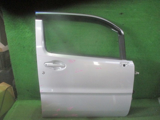 【中古】中古部品 ワゴンＲ MH55S 右ﾌﾛﾝﾄﾄﾞｱ 【3500080000-260310000413100】