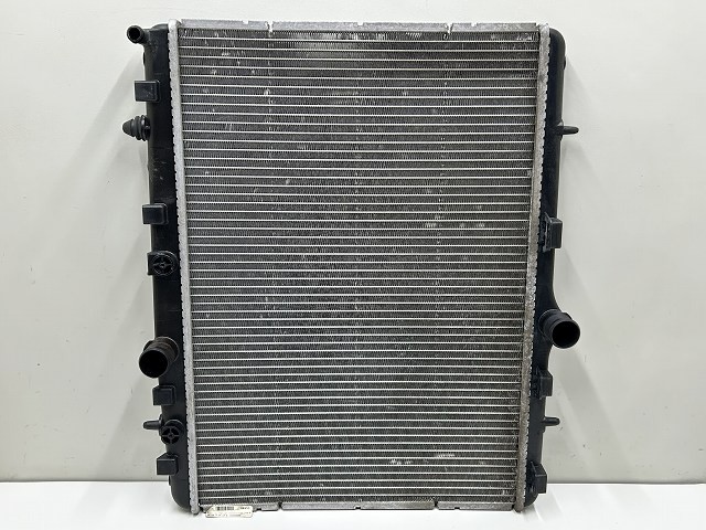 【中古】中古部品 プジョー 208 A95F01 ﾗｼﾞｴｰﾀ 【3310070100-000090749520400】