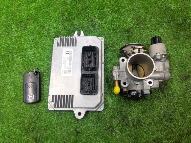 【中古】中古部品 ゼスト JE1 ｽﾛｯﾄﾙﾎﾞﾃﾞｨ 【3310200100-000022670420300】
