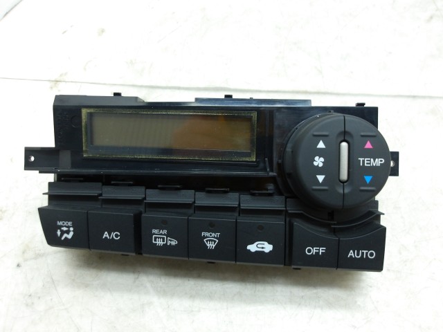 【中古】中古部品 フリード GB3 A/Cｽｲｯﾁﾊﾟﾈﾙ 【3310250100-000263009360900】