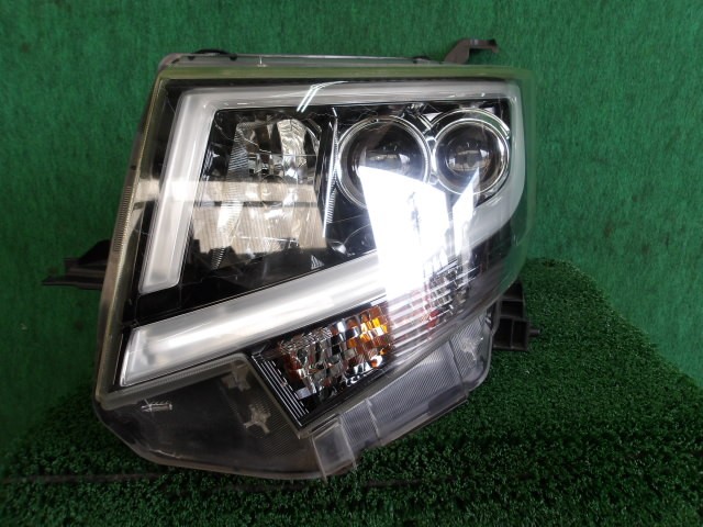 【中古】中古部品 ムーヴ LA150S 左ﾍｯﾄﾞﾗﾝﾌﾟ 【3310420000-000002414610900】