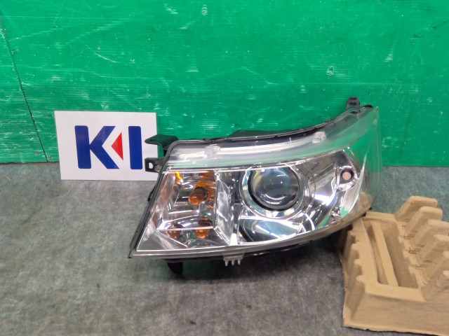 【中古】中古部品 スペーシア MK42S 左ﾍｯﾄﾞﾗﾝﾌﾟ 【3260310000-260325000210900】