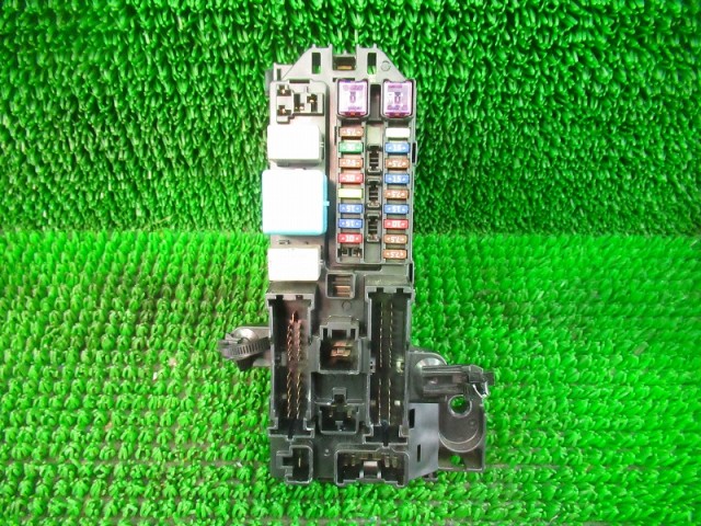 【中古】中古部品 ムーヴコンテ L575S ﾋｭｰｽﾞﾎﾞｯｸｽ 【3330210100-000038059767800】