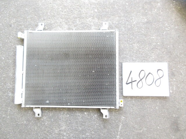 【中古】中古部品 エブリィ DA17W ｺﾝﾃﾞﾝｻｰ 【3500170000-260325502560600】