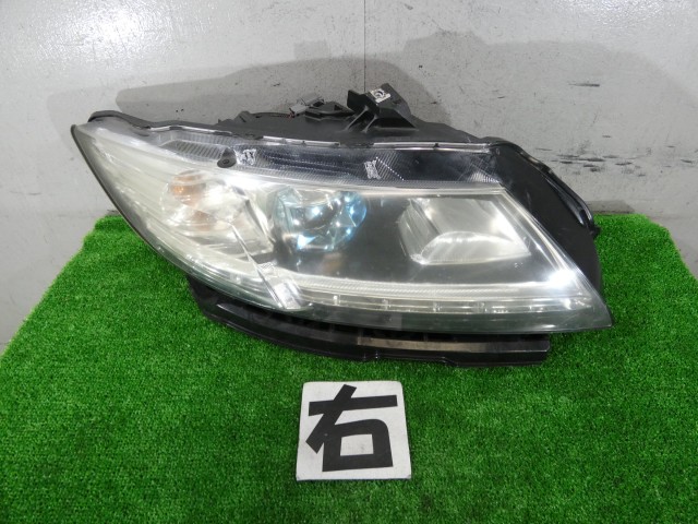 【中古】中古部品 ＣＲ－Ｚ ZF1 右ﾍｯﾄﾞﾗﾝﾌﾟ 【3260250000-000026035910800】