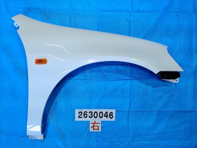 【中古】中古部品 インテグラ DC5 右ﾌﾛﾝﾄﾌｪﾝﾀﾞｰ 【3310040100-000263004610600】