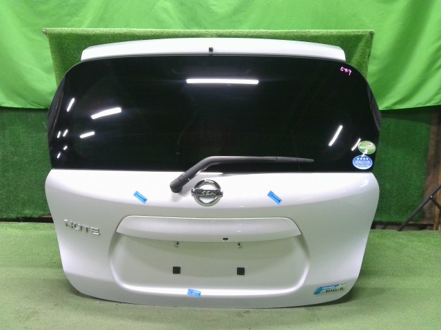 【中古】中古部品 ノート E12 ﾊﾞｯｸﾄﾞｱ 【3310200100-000022654915800】 8,408円