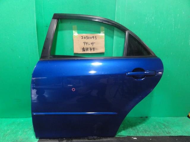 【中古】中古部品 アテンザ GGEP 左ﾘｱﾄﾞｱ 【3310220100-001582123413400】