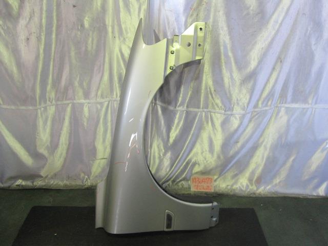 【中古】中古部品 ボルボ 70シリーズ SB5254W 右ﾌﾛﾝﾄﾌｪﾝﾀﾞｰ 【3310220100-001093153410600】
