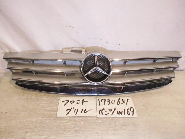 【中古】中古部品 ベンツ Aクラス 169032 ラジエータグリル 【3310220100-001410867710400】