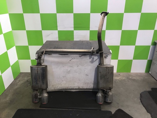 【中古】中古部品 プリウス ZVW30 ﾘｱﾏﾌﾗｰ 【3330530100-000005544122500】