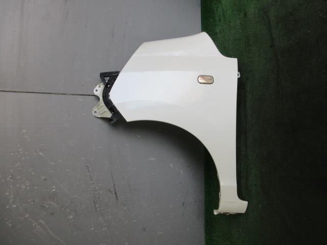 【中古】中古部品 ライフ JC1 左ﾌﾛﾝﾄﾌｪﾝﾀﾞｰ 【3330560100-260326000110700】
