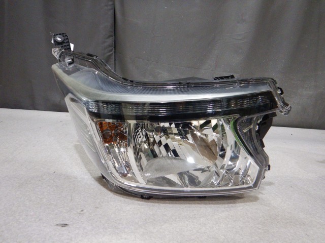 【中古】中古部品 Ｎ－ＷＧＮ JH2 右ﾍｯﾄﾞﾗﾝﾌﾟ 【3330810100-260325000110800】