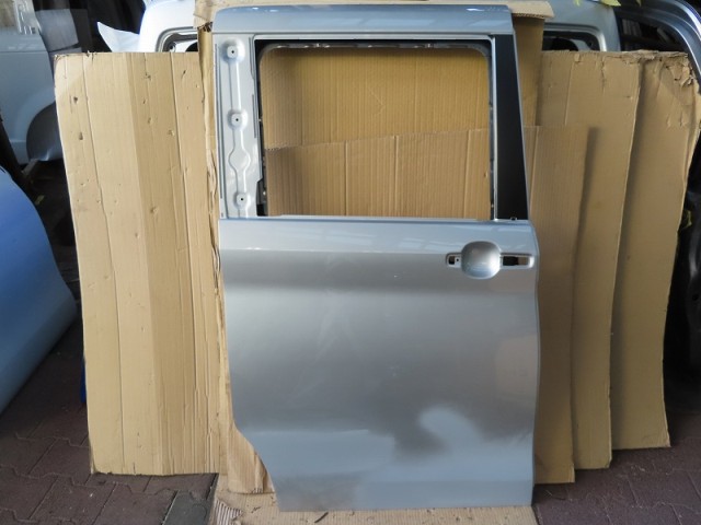 【中古】再生部品 ルークス B44A 右ﾘｱﾄﾞｱ 【3380050000-000038172313300】 15,819円