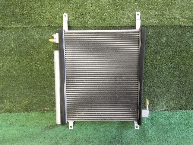 【中古】中古部品 ハスラー MR92S ｺﾝﾃﾞﾝｻｰ 【3260070000-260326000360600】