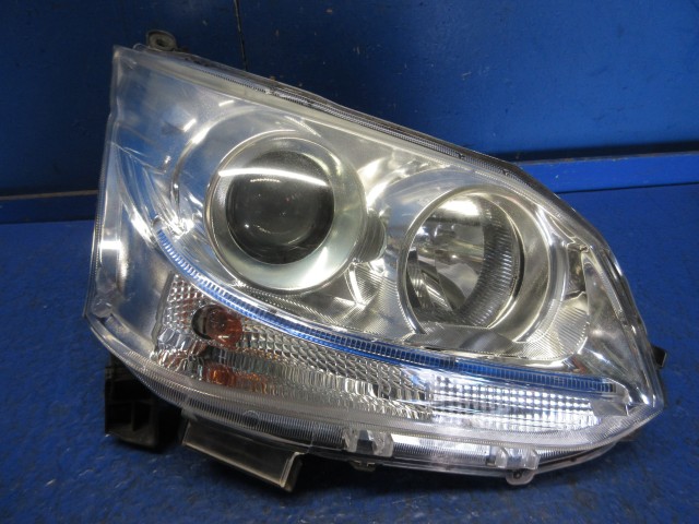 【中古】中古部品 ムーヴ LA100S 右ﾍｯﾄﾞﾗﾝﾌﾟ 【3310270100-000015276110800】