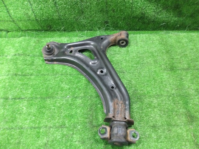 【中古】中古部品 アクティ HA9 左ﾌﾛﾝﾄﾛｱｱｰﾑ 【3330420100-260313000151740】