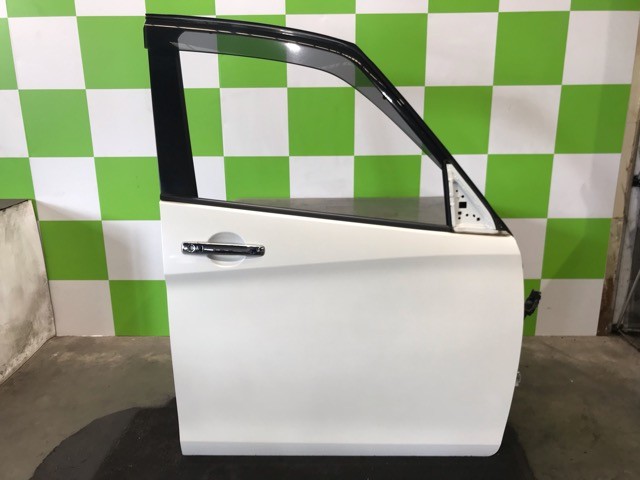 【中古】中古部品 ランディ SGC27 右ﾌﾛﾝﾄﾄﾞｱ 【3330530100-000005546113100】