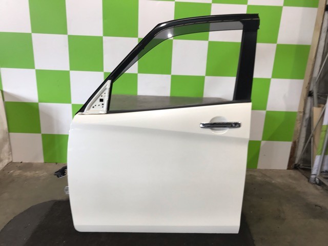 【中古】中古部品 ランディ SGC27 左ﾌﾛﾝﾄﾄﾞｱ 【3330530100-000005546113200】｜e-cleマート