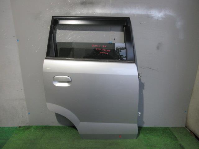 【中古】中古部品 ゼスト JE1 右ﾘｱﾄﾞｱ 【3330560100-260327000213300】