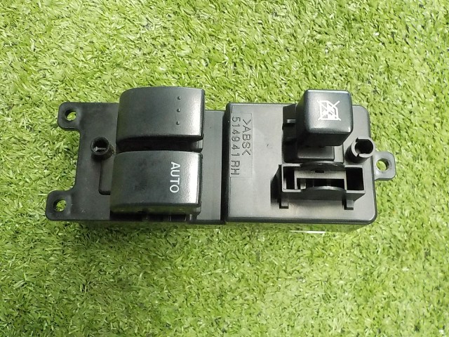 【中古】中古部品 ＲＸ－８ SE3P ﾊﾟﾜｰｳｲﾝﾄﾞｳｽｲｯﾁ 【3260200000-260325000261900】