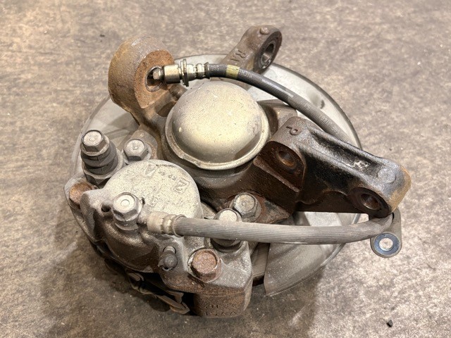 【中古】中古部品 ハイゼット S500P 右ﾌﾛﾝﾄﾅｯｸﾙﾊﾌﾞ 【3330530100-000005539144310】