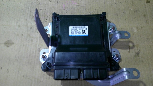 【中古】中古部品 エブリィ DA17V エンジンコンピューター 【3500080000-250722000663100】|e-cleマート