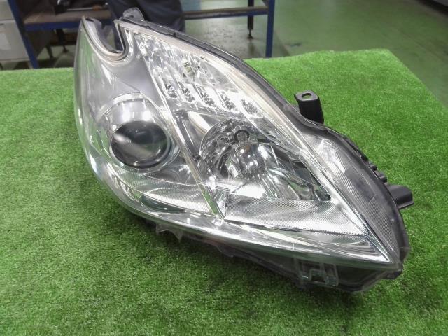 【中古】中古部品 プリウス ZVW30 右ﾍｯﾄﾞﾗﾝﾌﾟ 【3310200100-000022708810800】
