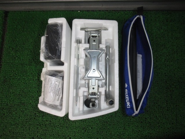 【中古】中古部品 ソリオ MA36S 車載工具 【3330540100-260207000877700】