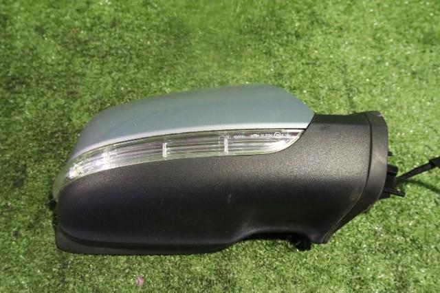 【中古】中古部品 ベンツ Bクラス 245234 右サイドミラー 【3330950100-000052731013500】