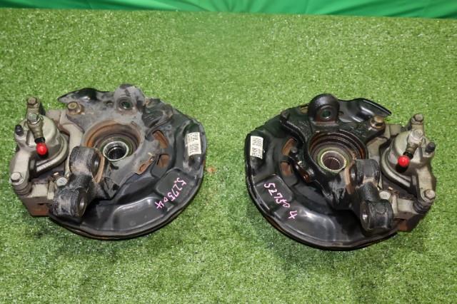 【中古】中古部品 ｉＱ KGJ10 左ﾌﾛﾝﾄﾅｯｸﾙﾊﾌﾞ 【3330950100-000052750444340】