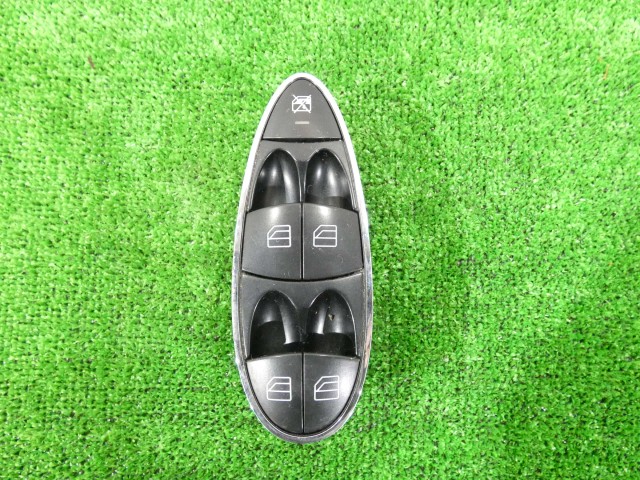 【中古】中古部品 ベンツ CLSクラス 219356C ﾊﾟﾜｰｳｲﾝﾄﾞｳｽｲｯﾁ 【3260250000-000026032961900】
