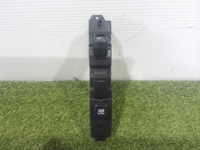 【中古】中古部品 ダイナ XZU504 ﾊﾟﾜｰｳｲﾝﾄﾞｳｽｲｯﾁ 【3310090100-202603118361900】