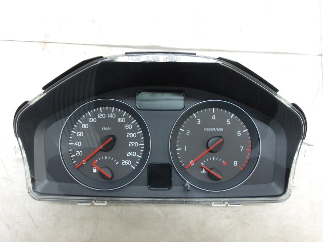 【中古】中古部品 ボルボ 50シリーズ MB5244 ｽﾋﾟｰﾄﾞﾒｰﾀｰ 【3310250100-000263008961400】