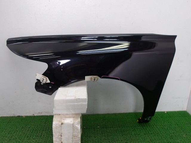 【中古】中古部品 ボルボ 50シリーズ MB5244 左ﾌﾛﾝﾄﾌｪﾝﾀﾞｰ 【3310250100-000263008910700】