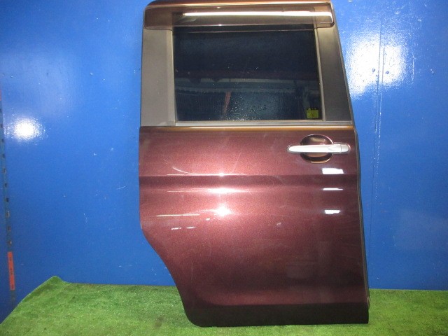 【中古】中古部品 タント LA600S 右ﾘｱﾄﾞｱ 【3310270100-000015272513300】