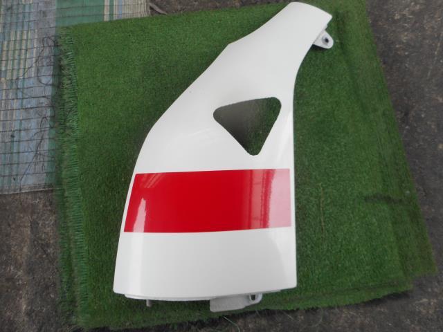 【中古】中古部品 ハイエース TRH226K 左ﾌﾛﾝﾄﾌｪﾝﾀﾞｰ 【3330190100-000002159610700】