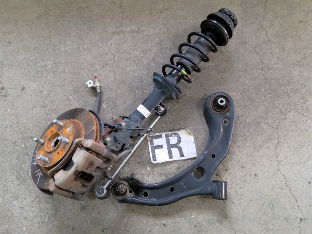 【中古】中古部品 Ｎ－ＯＮＥ JG1 右ﾌﾛﾝﾄｽﾄﾗｯﾄ 【3330200100-252344000050100】
