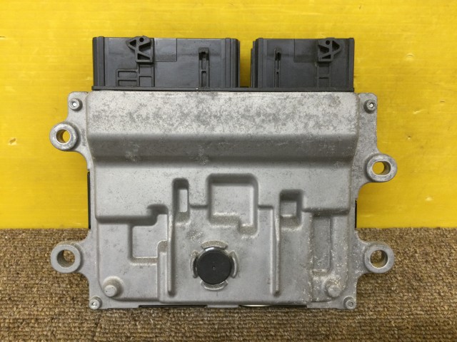 【中古】中古部品 タント LA660S ｴﾝｼﾞﾝｺﾝﾋﾟｭｰﾀｰ 【3330960100-000052666263100】