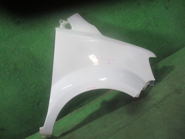 【中古】中古部品 ｅＫワゴン H81W 右ﾌﾛﾝﾄﾌｪﾝﾀﾞｰ 【3500080000-251225000910600】