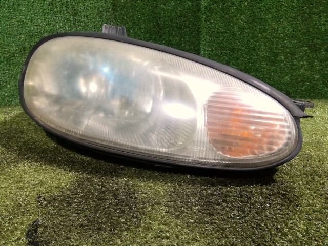 【中古】中古部品 ロードスター NB6C 右ヘッドランプ 【3260300000-260401000210800】