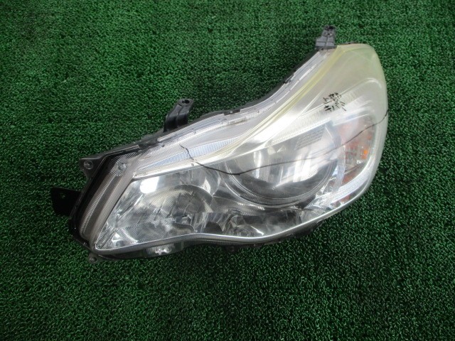 【中古】中古部品 インプレッサ GP3 左ﾍｯﾄﾞﾗﾝﾌﾟ 【3310190100-000255015210900】