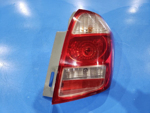 【中古】中古部品 ラクティス NCP100 右ﾃｰﾙﾗﾝﾌﾟ 【3310590000-202603095115500】