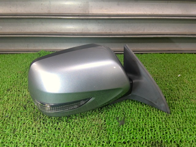 【中古】中古部品 レガシィ BR9 右ｻｲﾄﾞﾐﾗｰ 【3330540100-260217000513500】