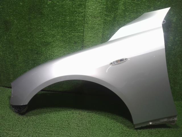 【中古】中古部品 マークX GRX125 左フロントフェンダー 【3330900100-000026019310700】