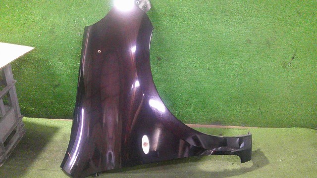 【中古】中古部品 マーチ K13 右ﾌﾛﾝﾄﾌｪﾝﾀﾞｰ 【3500080000-260306000210600】 8,250円
